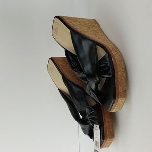 Time and Tru Sandals